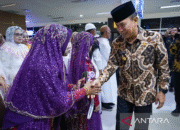 Gubernur Sambut Kedatangan Jamaah Haji Asal Sultra di Bandara Haluoleo