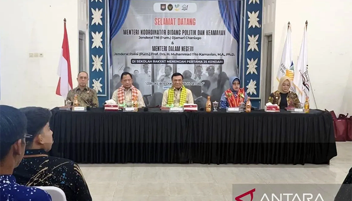 Menko Polkam dan Mendagri Tinjau Sekolah Rakyat di Kendari